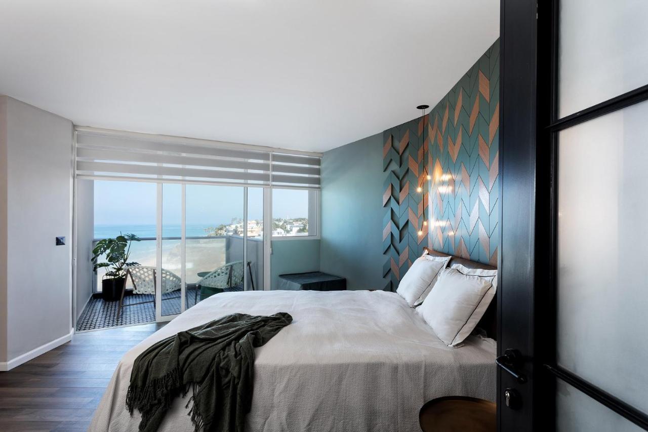 Sea View Stylish 1Br With Balcony By Beachfront Stay Herzliya Exterior photo